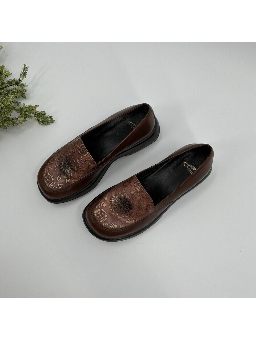 Dansko Brown Embossed Leather Slip On Mules Womens Size 39